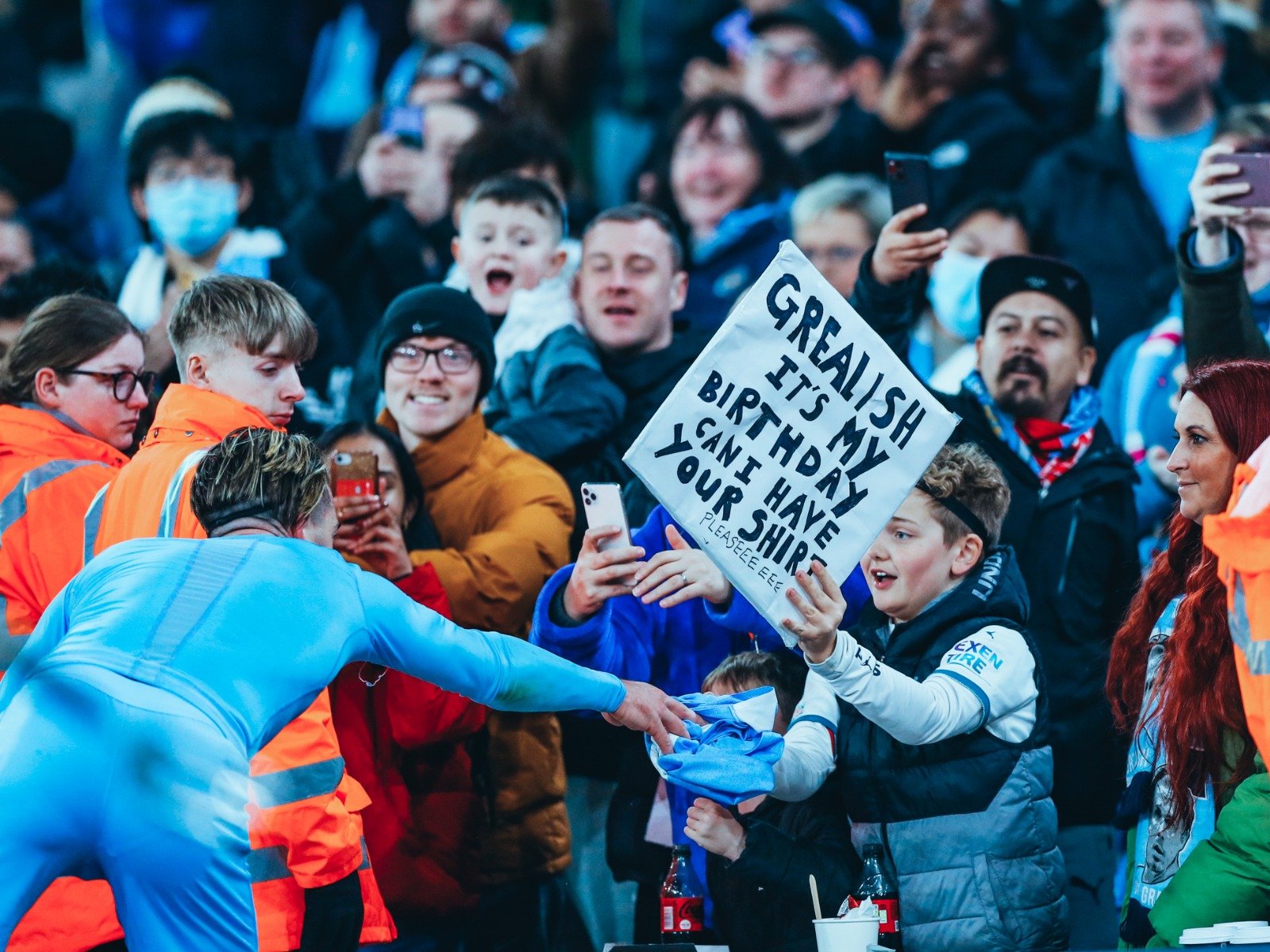 紧逼拜仁 紧逼拜仁